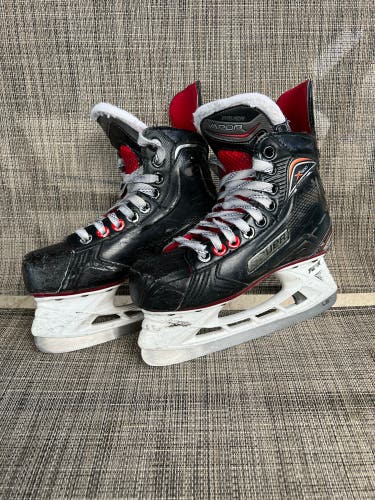 A05 Junior Used Bauer Vapor X500 Hockey Skates EE (Extra Wide) Retail 2.0