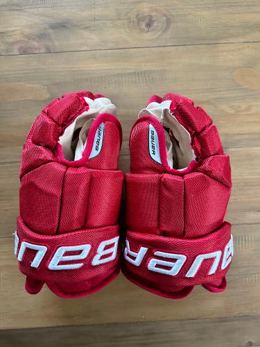 Bauer 13" Vapor Pro Team Gloves