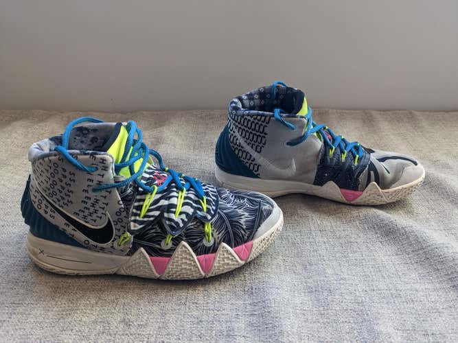 Nike Kyrie Irving Kybrid S2 What the Neon. Used Kid's Size 4.5 (Women's 5.5)