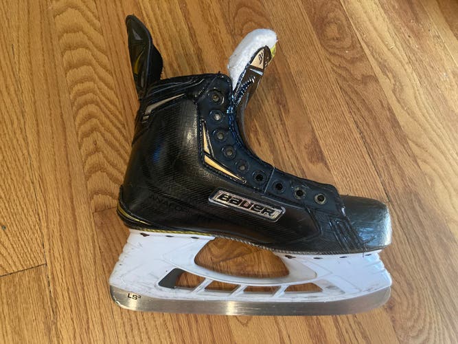 Bauer Supreme 2S hockey skates size 7.5 regular width