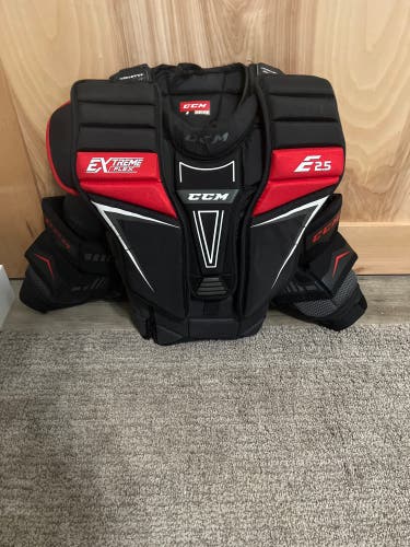 Used Small/Medium CCM Extreme Flex E2.5 Goalie Chest Protector