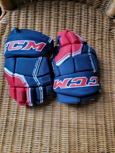 Used CCM QLT270 Gloves 12"