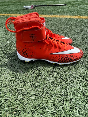 Unisex Molded Cleats High Top