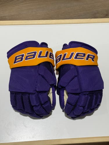 Used Bauer 14" Pro Stock Vapor Hyperlite Gloves Kings Reverse Retro