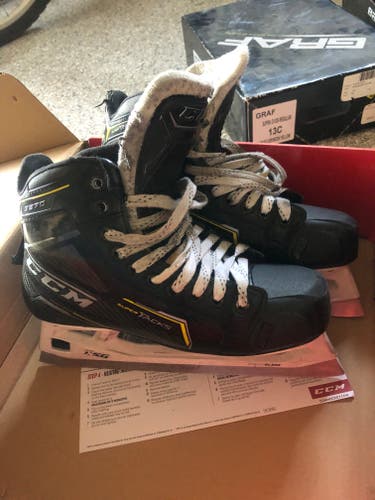 Senior Used CCM Super tacks 9370 Hockey Goalie Skates Regular Width Size 7.5
