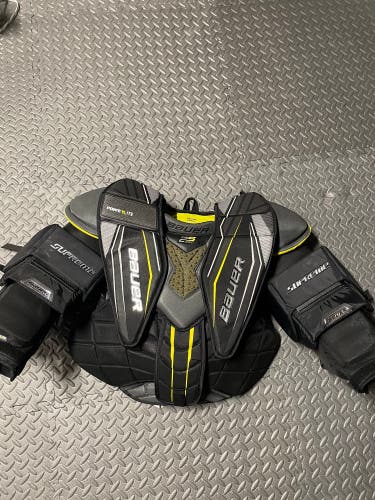 Almost New Small Bauer Supreme 2S Pro Goalie Chest Protector