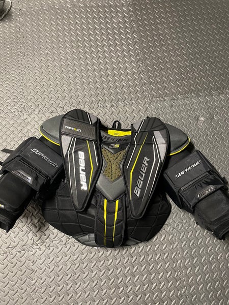 Almost New Small Bauer Supreme 2S Pro Goalie Chest Protector