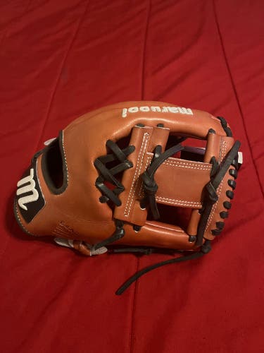 New Infield 11.5" Capitol Series Baseball Glove