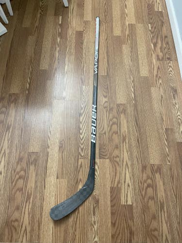 Right Hand Bauer Vapor HyperLite
