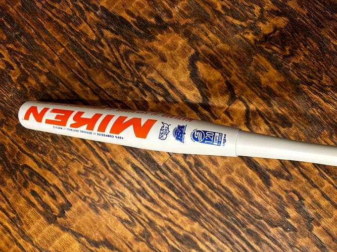 2021 Miken Composite KP23 Bat (-7) 27 oz 34"