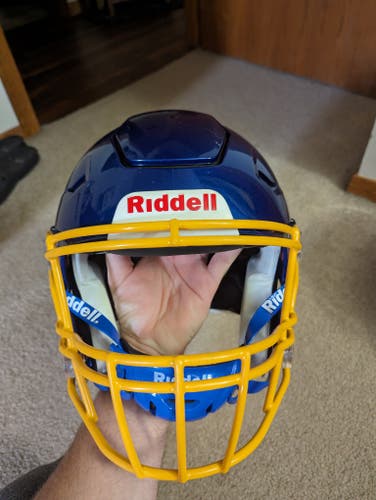 Adult Large Riddell SpeedFlex Helmet