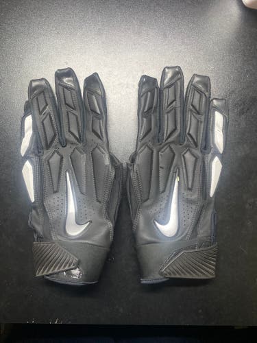 Black Adult XL Nike D-TACK 6.0 Gloves
