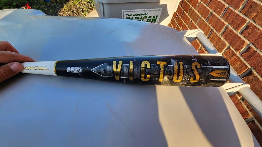 Used USSSA Certified Victus Vandal Bat (-10) 18 oz 28" VSBVX10