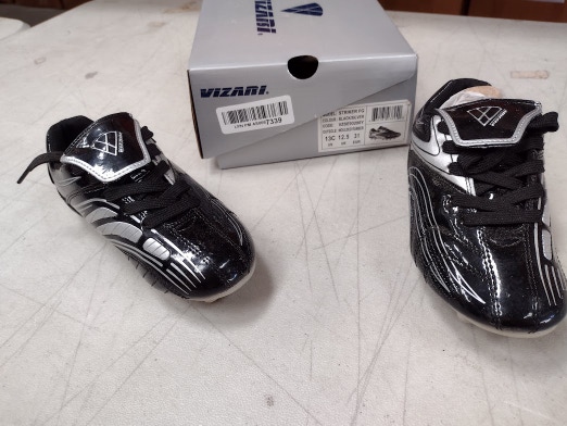 Vizari Striker FG Soccer Shoe | Black/Silver Size 13 | VZSE93290Y-13