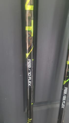 New Intermediate Bauer Right Handed Bauer Agent Ag5nt Hockey Stick P28