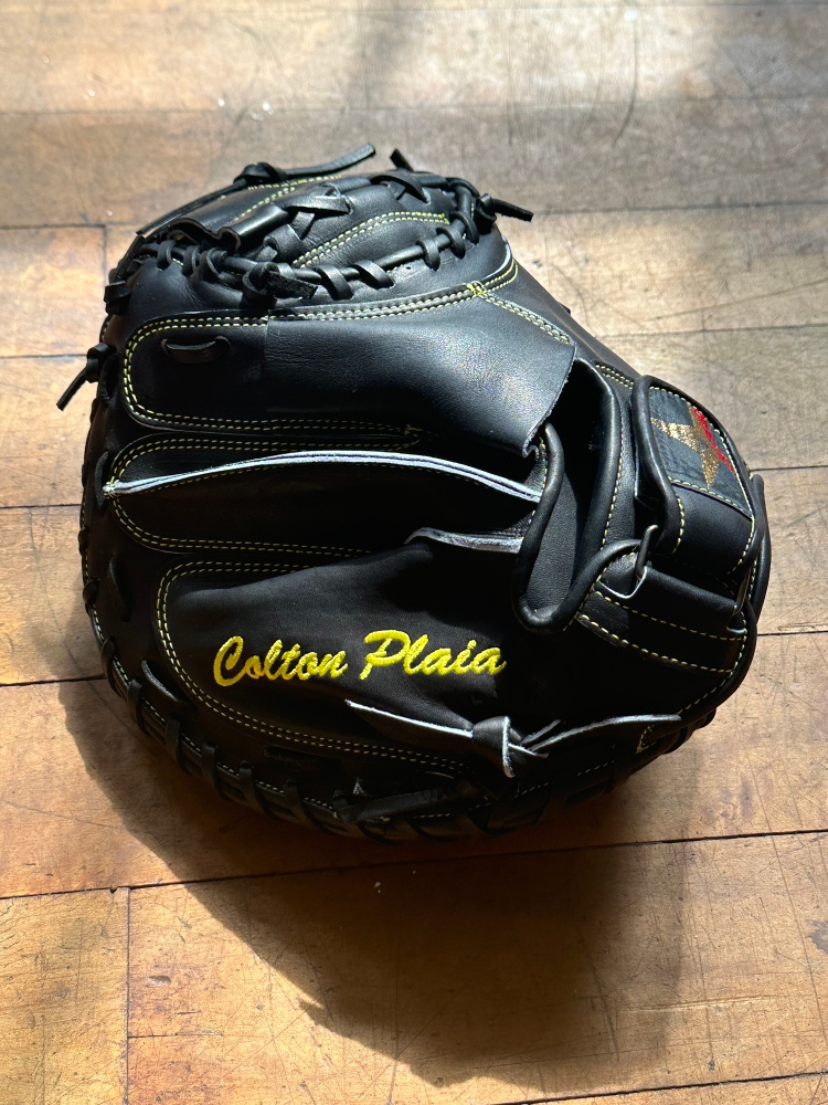 New All-Star Right Hand Throw 33.5” CM3000SBK Baseball Glove - Colton Plaia