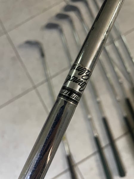 Arnold palmer Sterling 8 pc iron set in right hand