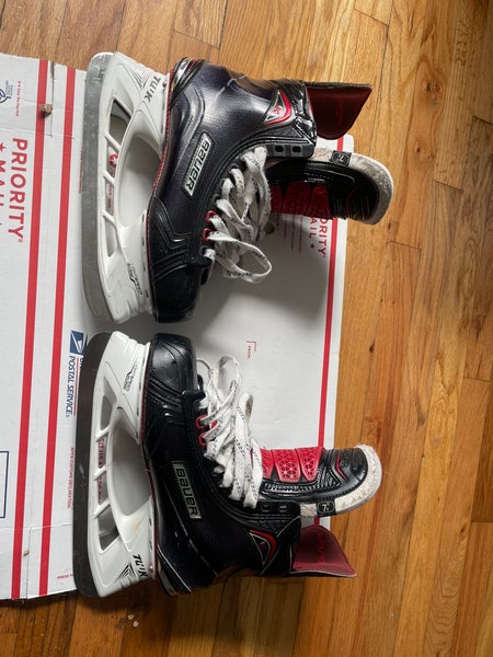 Used Bauer Regular Width Size 7.5 Vapor 1X Hockey Skates