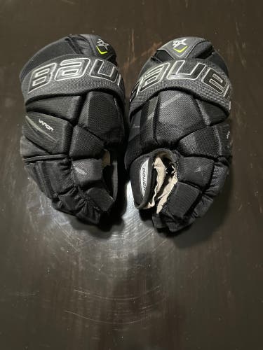 Bauer 2x hockey gloves