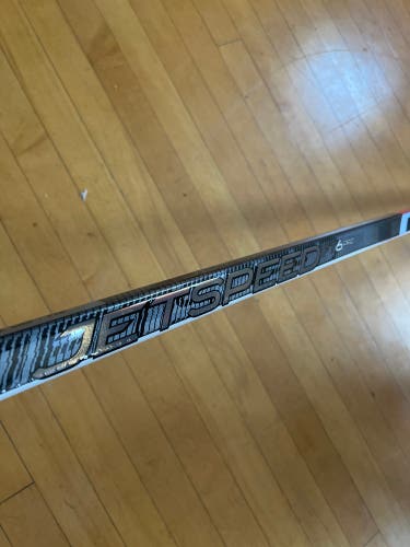 Senior Left Hand P28  JetSpeed FT6 Pro Hockey Stick