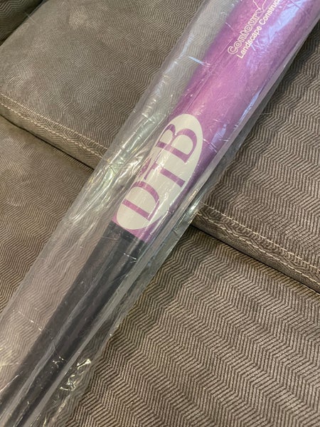 Custom Dove Tail Bat, 33.5 inches, 30.5 ounces. Brand new wood bat.