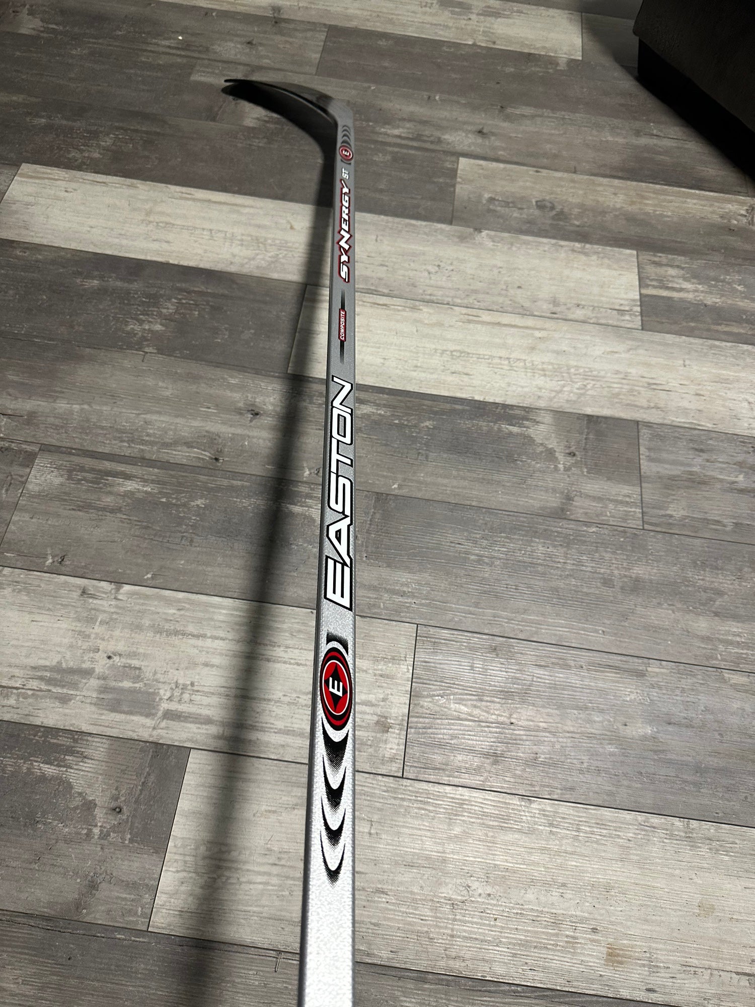 New Right Handed Synergy ST Pro Stock Hockey Stick