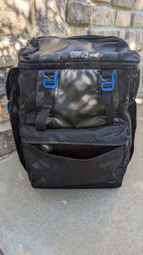 Used - SYNC Locker Pack - Excellent Like New Condition - Black