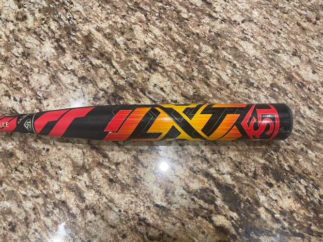 2023 Composite (-11) 20 oz 31" LXT Bat