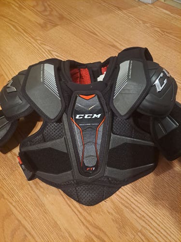 Junior New Large CCM JetSpeed FT1 Shoulder Pads