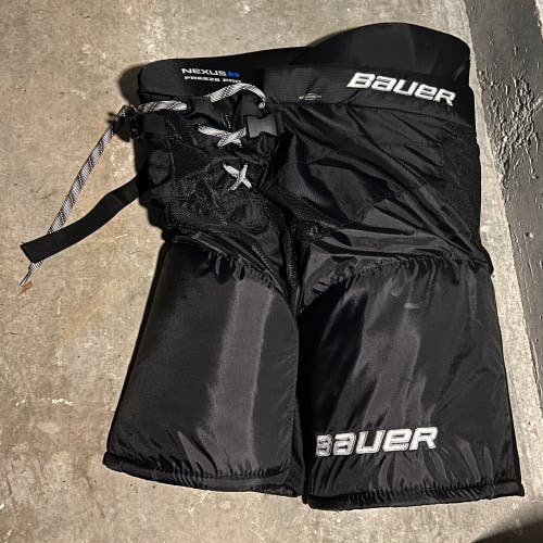 Like New Bauer Nexus Freeze Pro Pants M