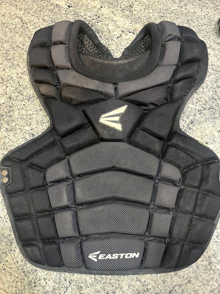 Easton Gametime Intermediate Catcher&s Set - Black