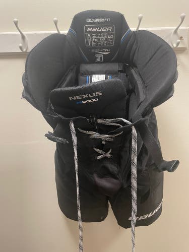 Senior Small Bauer Nexus N9000 Hockey Pants
