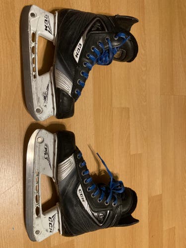 Junior Used CCM U+ Crazy Light Hockey Skates Extra Wide Width Size 3