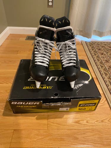 Senior Used Bauer Supreme 1S Pro Hockey Skates Regular Width Size 10