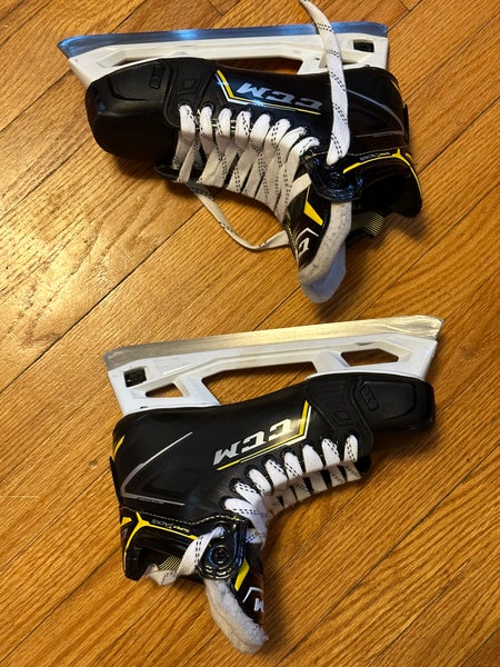 Senior CCM Regular Width Size 7 Super Tacks 9380 Hockey Goalie Skates