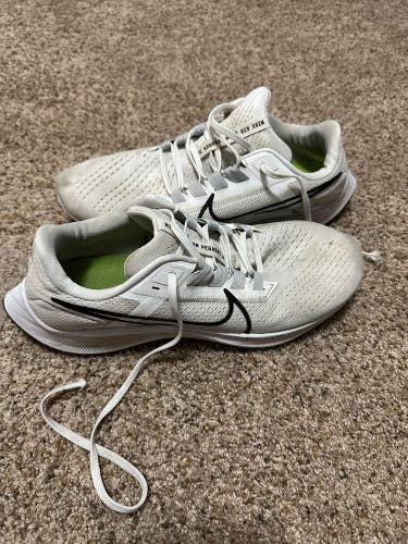 Nike Running/ Performance shoes