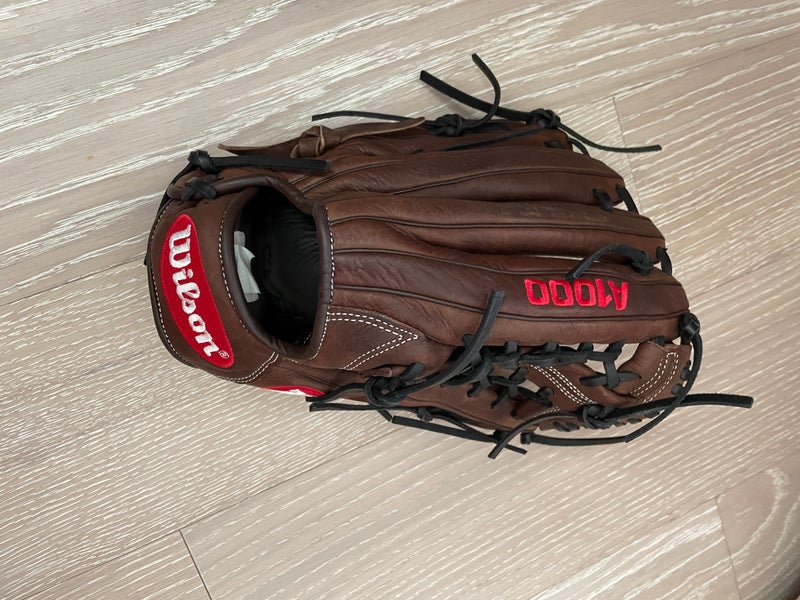 New Wilson Right Hand Throw A1000 Baseball Glove