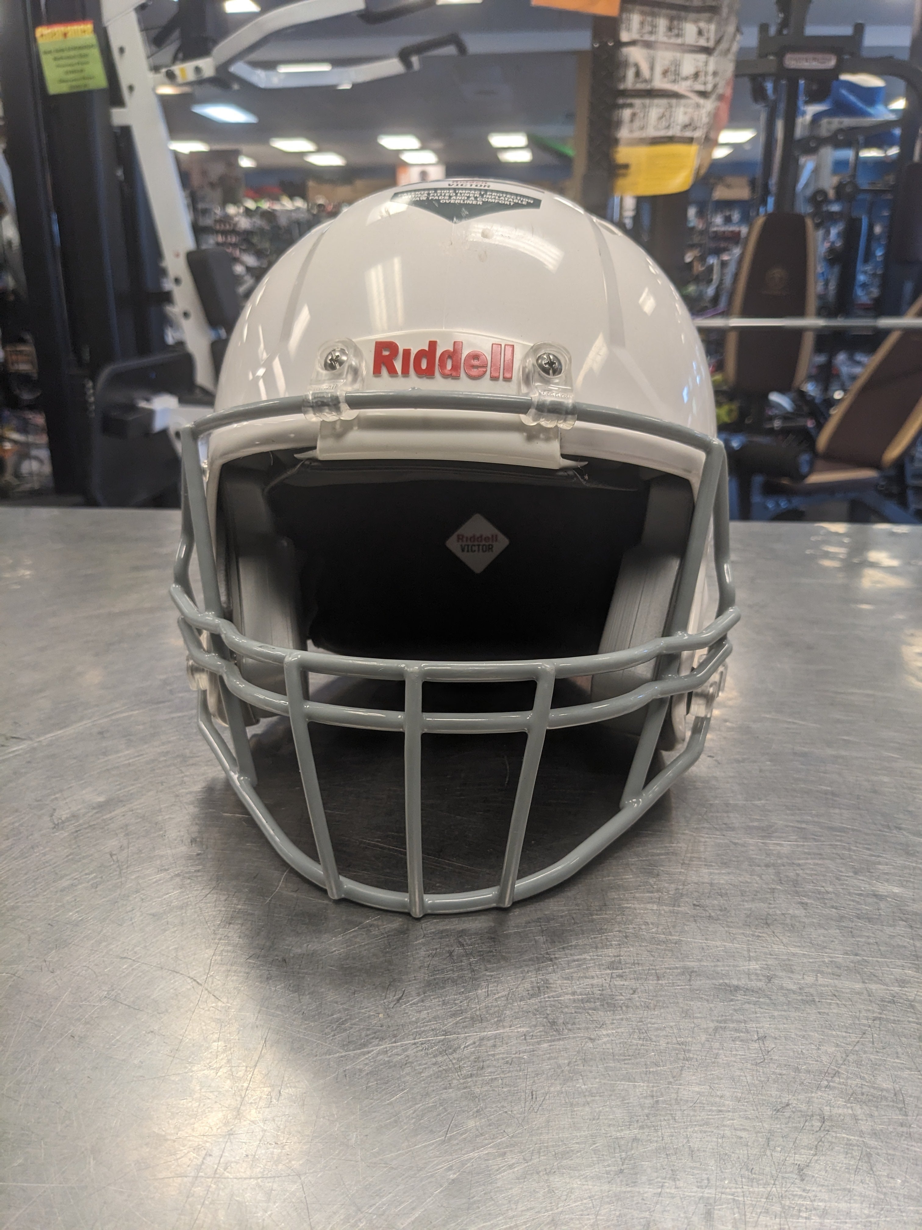 Youth Small/Medium Riddell Victor Helmet | SidelineSwap