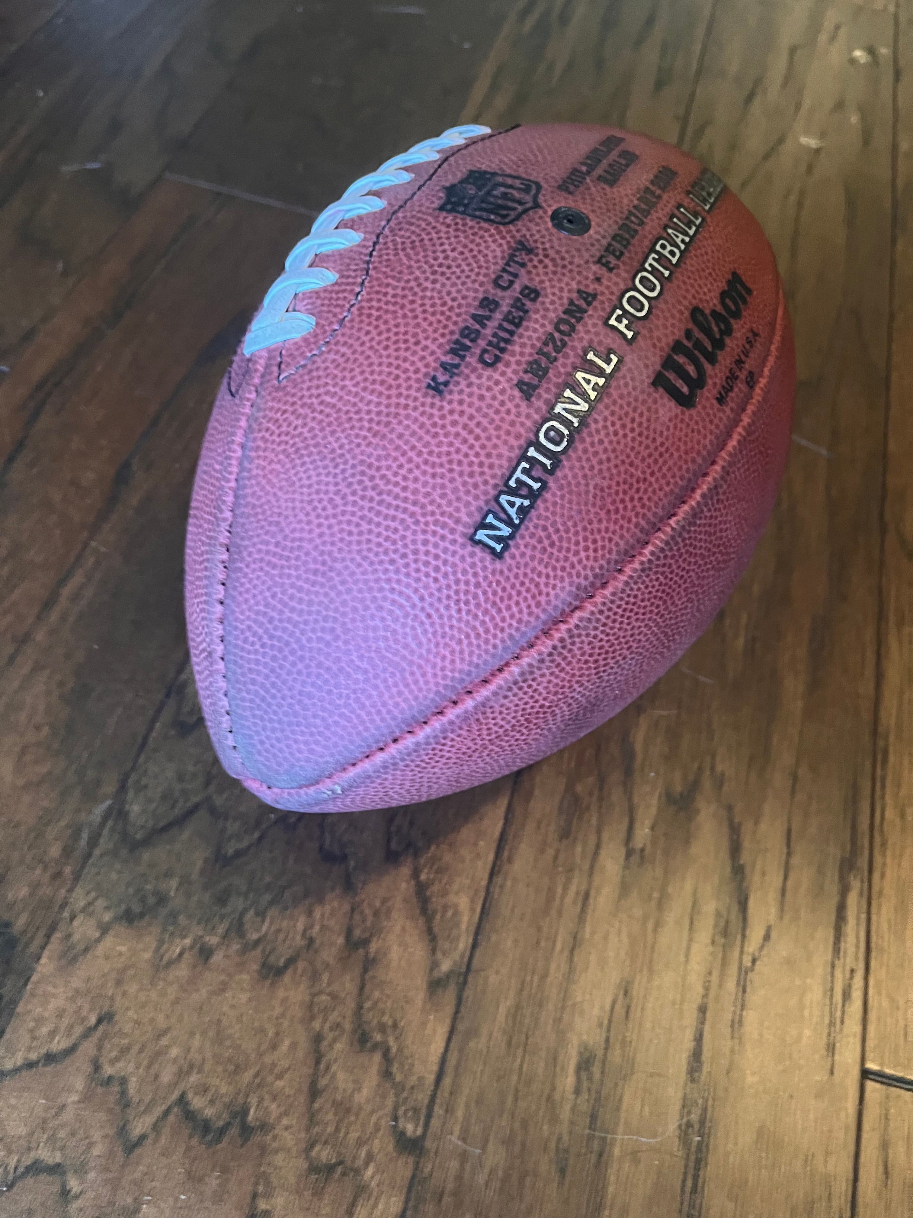 Wilson NFL Duke Performance :: Bayer Team Sports