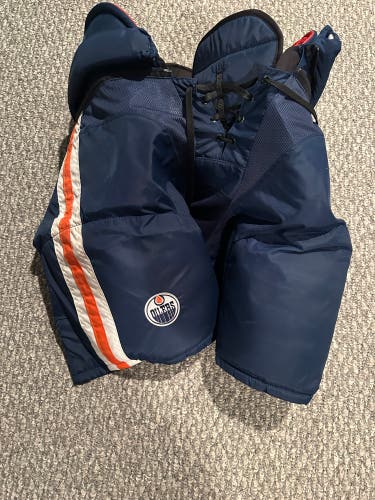 Edmonton Oilers Large CCM Pro Stock HP45X Hockey Pants