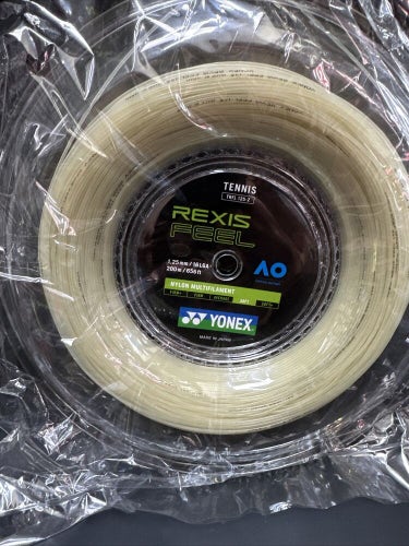 Yonex Rexis Feel Tennis String Reel 16L 125mm 200m 656ft.  white/natural