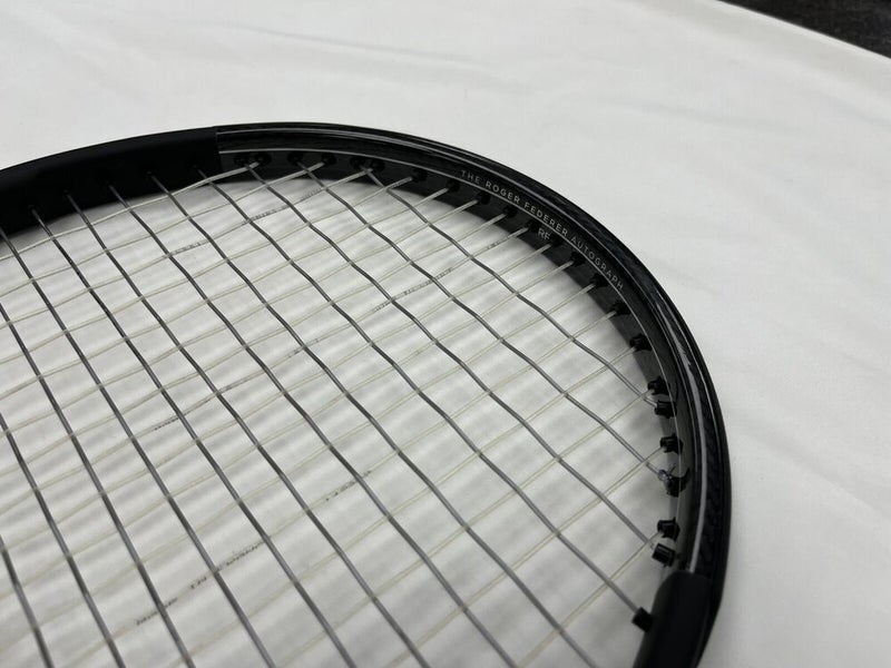 購入 制限 新品Wilson Pro Staff RF97 v13 Tennis Racquet (4 3/8