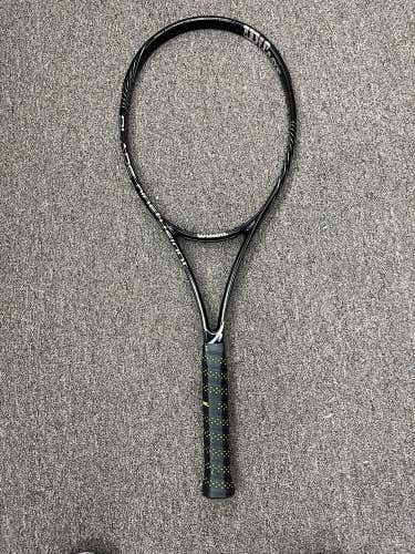 Wilson K-Blade 98 - 16 x 19 String Pattern - Pro Stock Racket - Grip Size 4 3/8