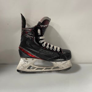 Junior Bauer Regular Width   Size 4 Vapor X LTX Pro Hockey Skates