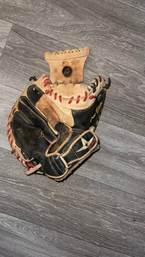 Used All Star Catcher's MIT 33"