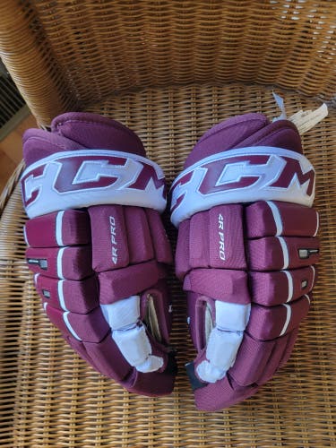 Used CCM HG 4R Pro Gloves 14" Pro Stock