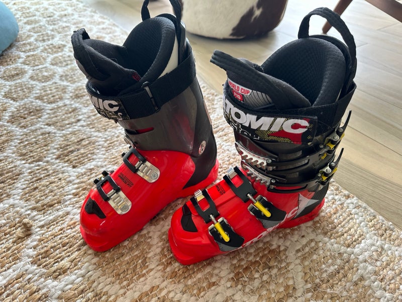 Used Men's Atomic Racing Redster Pro 130 Ski Boots Stiff Flex