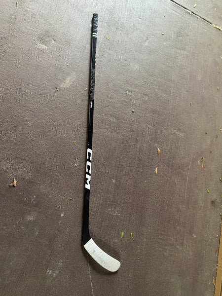 Senior Right Handed P29 Ribcor 84k Hockey Stick