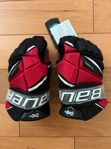 New Bauer Vapor 2X Pro Gloves 13" - Senior