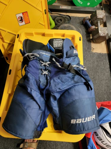Junior Used Large Bauer Nexus 800 Hockey Pants